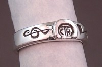 Musical notes on a Custom CTR Ring